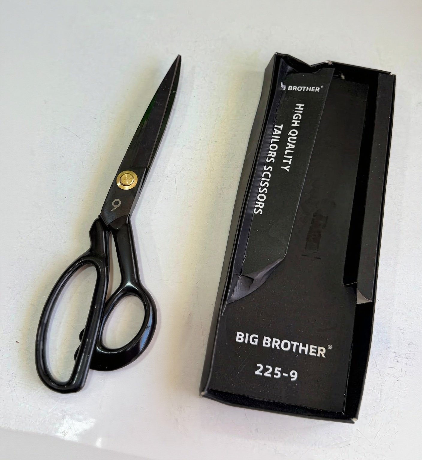 BIG BROTHER SCISSORS SIZE 9
